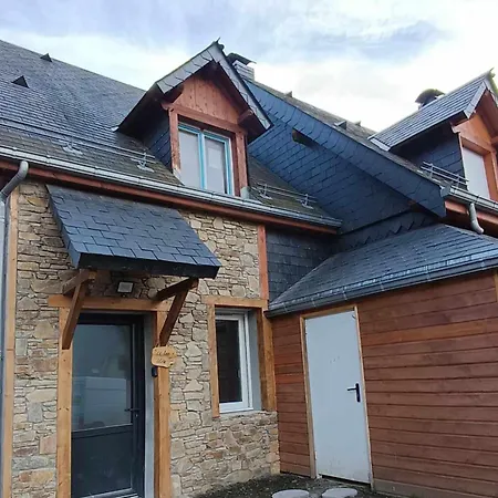 Les Trois - Jardin Terrasse 7 Personnes - Mamet Luchon Dağ evi *