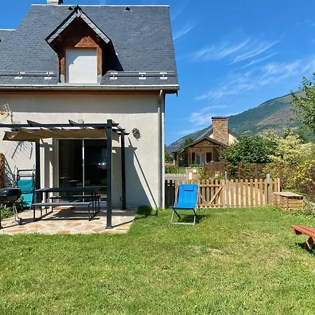 Les Trois - Jardin Terrasse 7 Personnes - Mamet Luchon Saint-Mamet